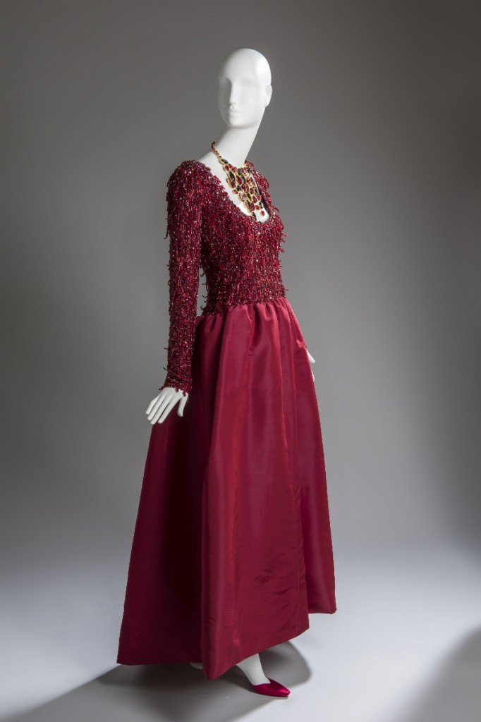 vestido rojo de noche givenchy