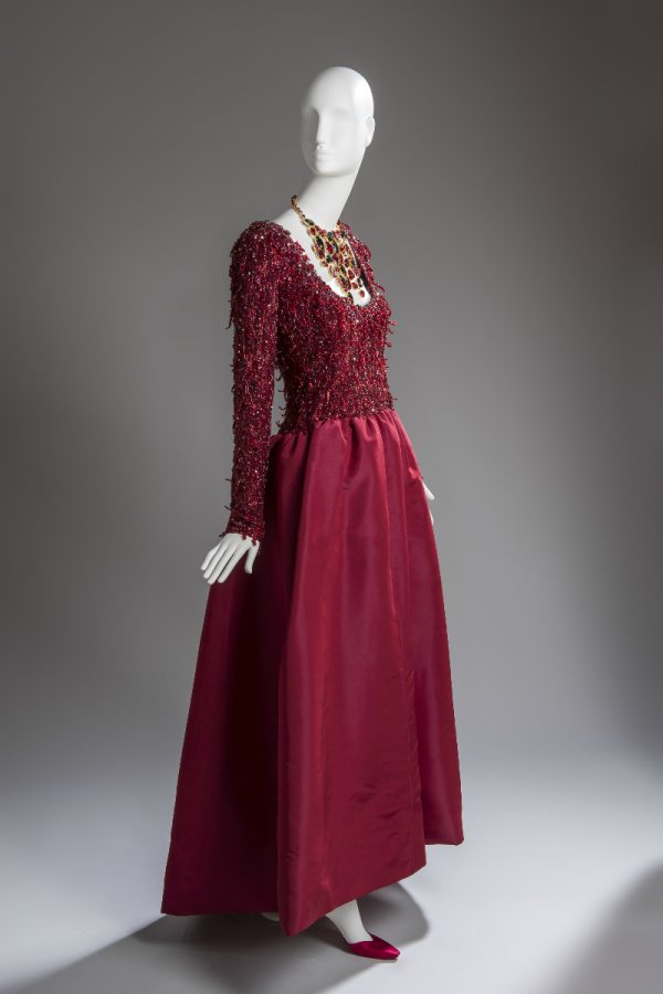 vestido rojo de noche givenchy